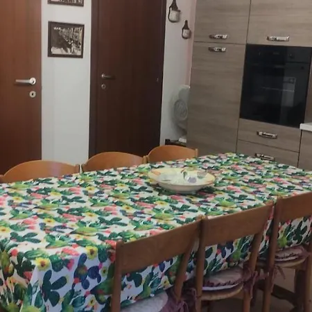 Semesterbostad Casa Del Sambuco Misterbianco